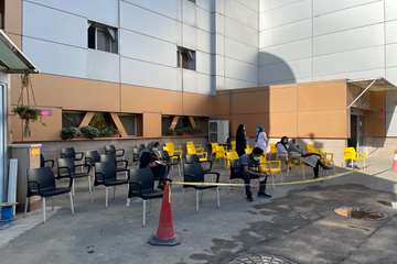 راه اندازی پایگاه واکسیناسیون کووید-19 در بیمارستان توانبخشی رفیده